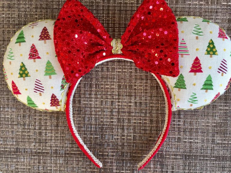 12 BEST Disney Christmas Ears YOU MUST GET for 2022 - ThemeParkHipster