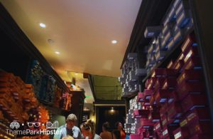 A Wizard’s Guide To Ollivanders Shop At Universal Studios And Islands ...