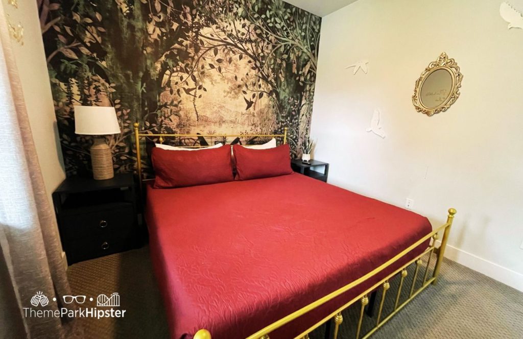 6 Bedroom Vacation Home Rental Snow White Themed Room at Reunion Resort near Disney World. Keep reading to learn more about Reunion Resort near Disney World.