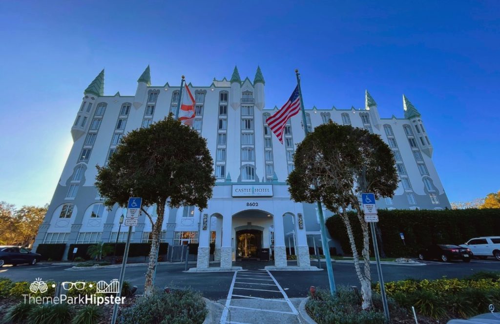 Outside Entrance Castle Hotel Orlando Marriott. Keep reading to find out all you need to know about one of the best hotels in Orlando, Castle Hotel, Autograph Collection.